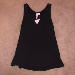 🔴Tie up back tee!!!🔴